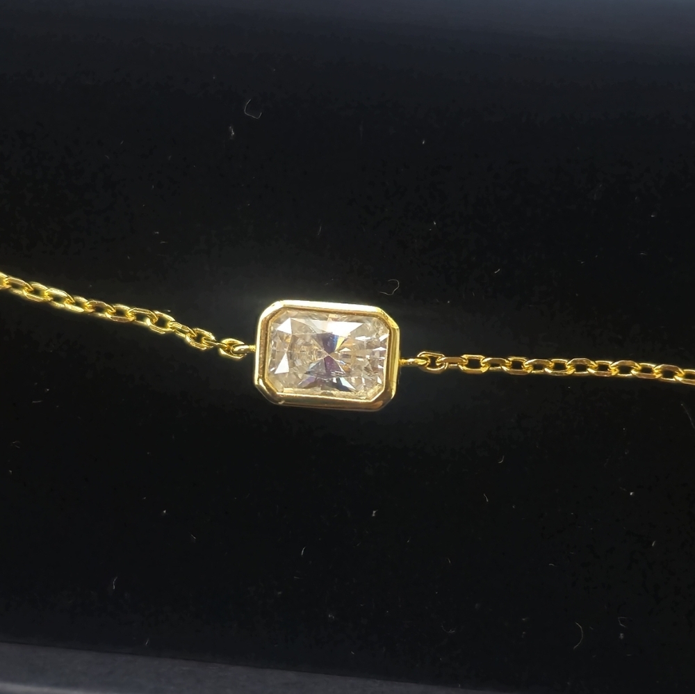 GRA Certified 1 Carat * Radiant-cut Moissanite  Bezel Set VVS1 Bracelet * NEW